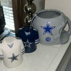 Cowboys Mug and Salt and Pepper shakers